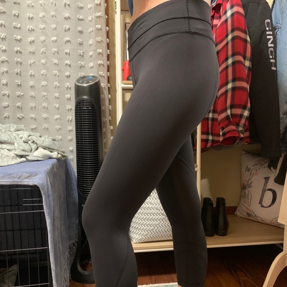 Lululemon leggings size 8 black